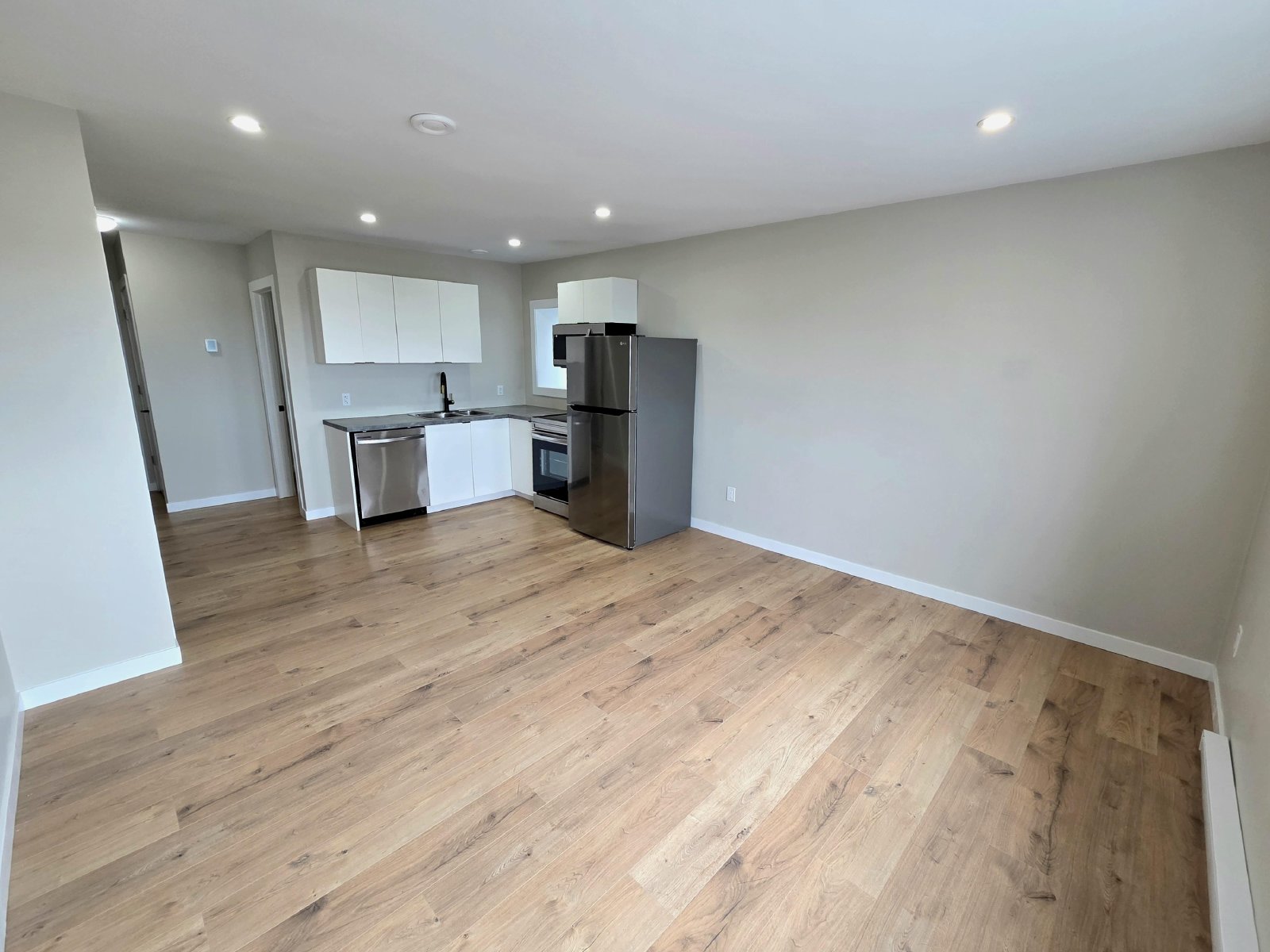 210 Canterbury Street / 15 Lower Cove Loop - 5 property image