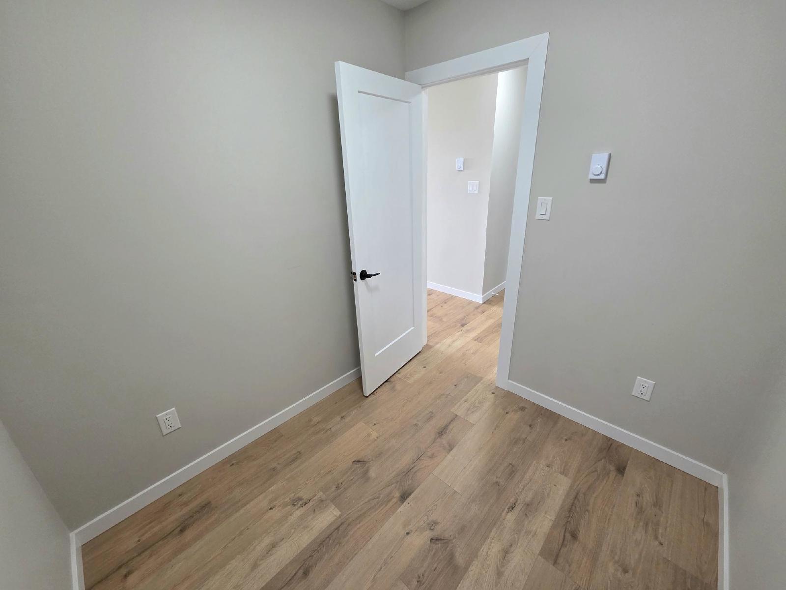 210 Canterbury Street / 15 Lower Cove Loop - 5 property image