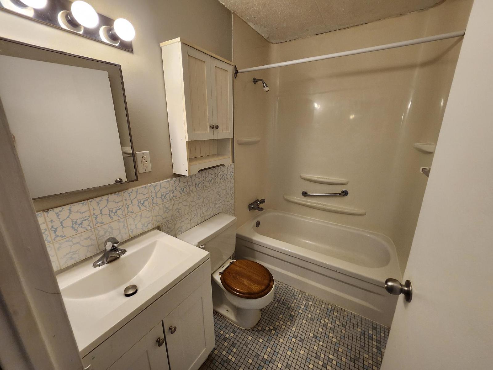 411 Ellerdale Street - 504 property image