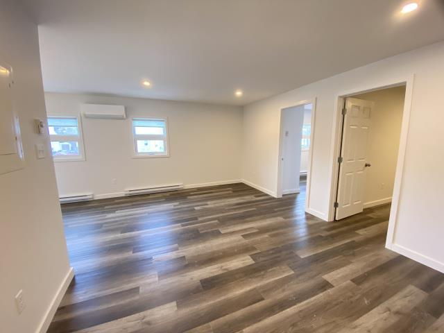 84-86 Dufferin Avenue - 84-5 property image