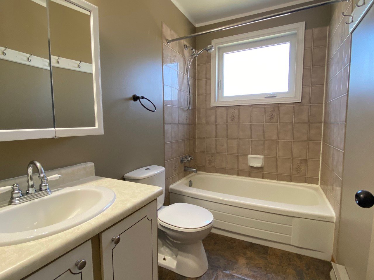 9 Green Valley Drive - 202 property image