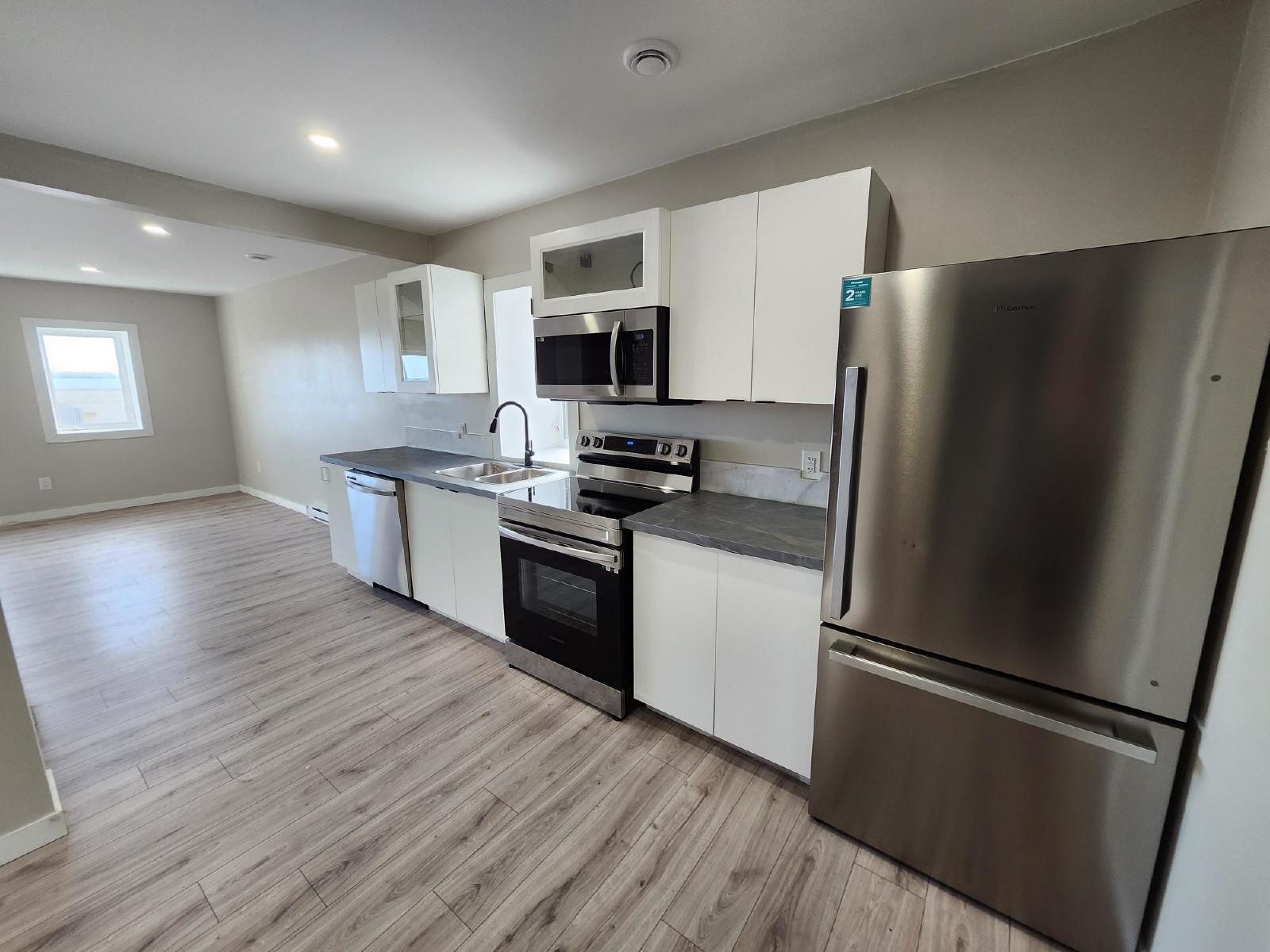210 Canterbury Street / 15 Lower Cove Loop - 4 property image