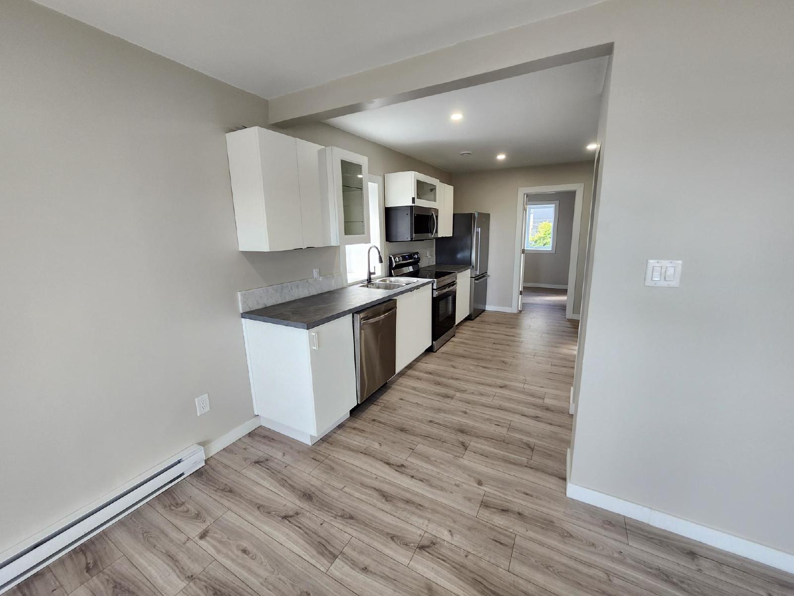 210 Canterbury Street / 15 Lower Cove Loop - 4 property image