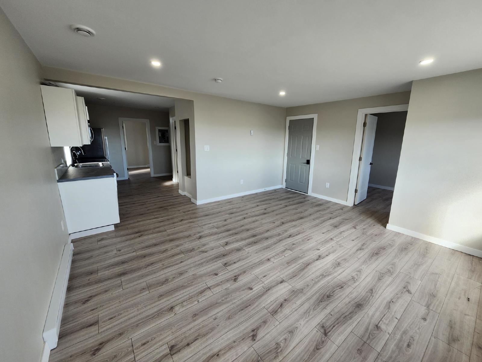 210 Canterbury Street / 15 Lower Cove Loop - 4 property image