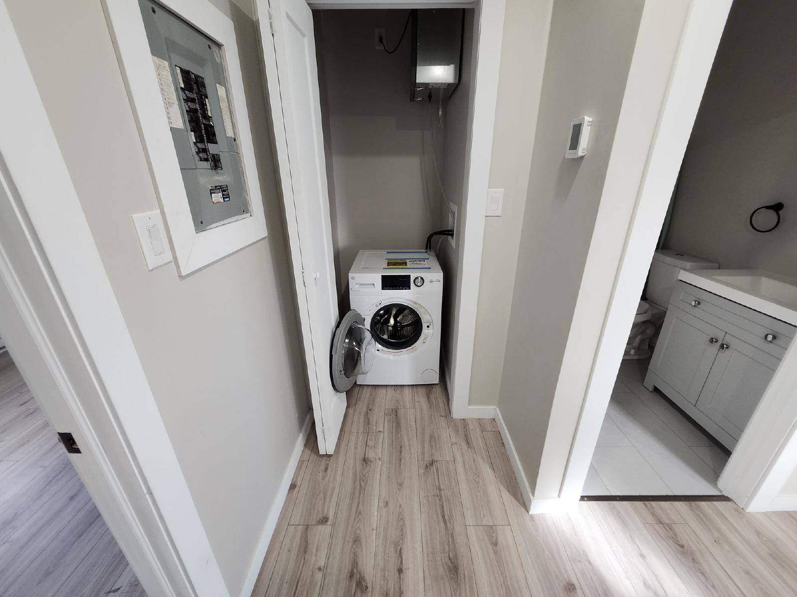210 Canterbury Street / 15 Lower Cove Loop - 4 property image