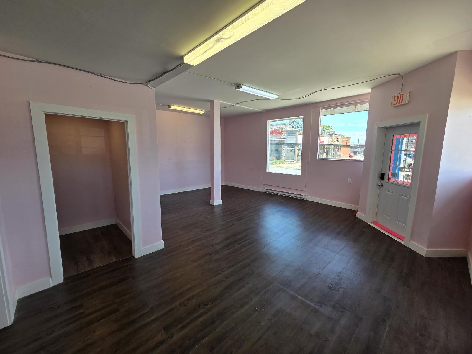 285 King Street West/ 85 Ludlow Street - 85 A property image