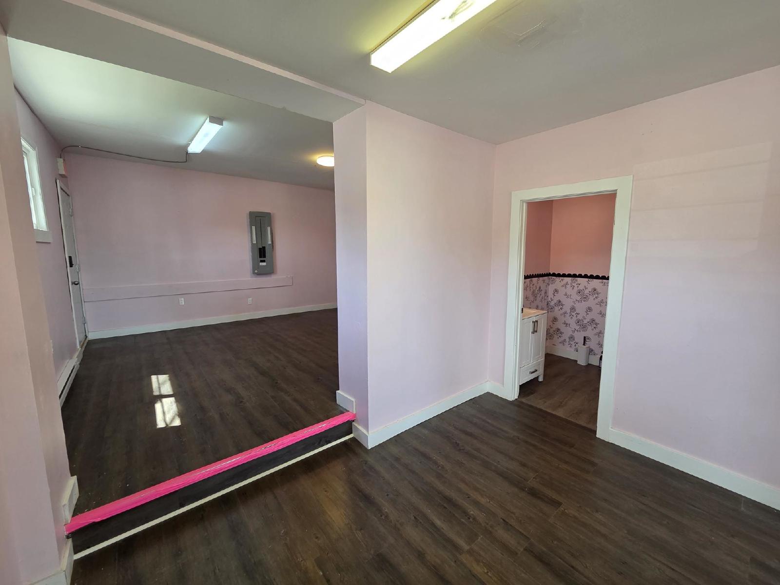 285 King Street West/ 85 Ludlow Street - 85 A property image