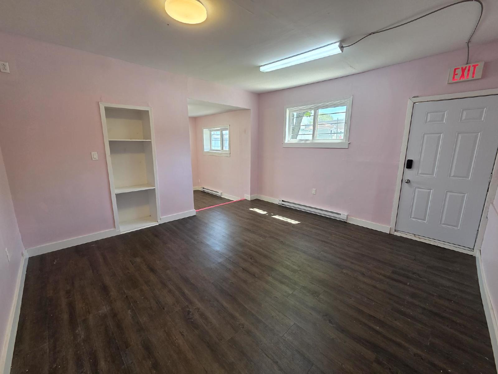 285 King Street West/ 85 Ludlow Street - 85 A property image