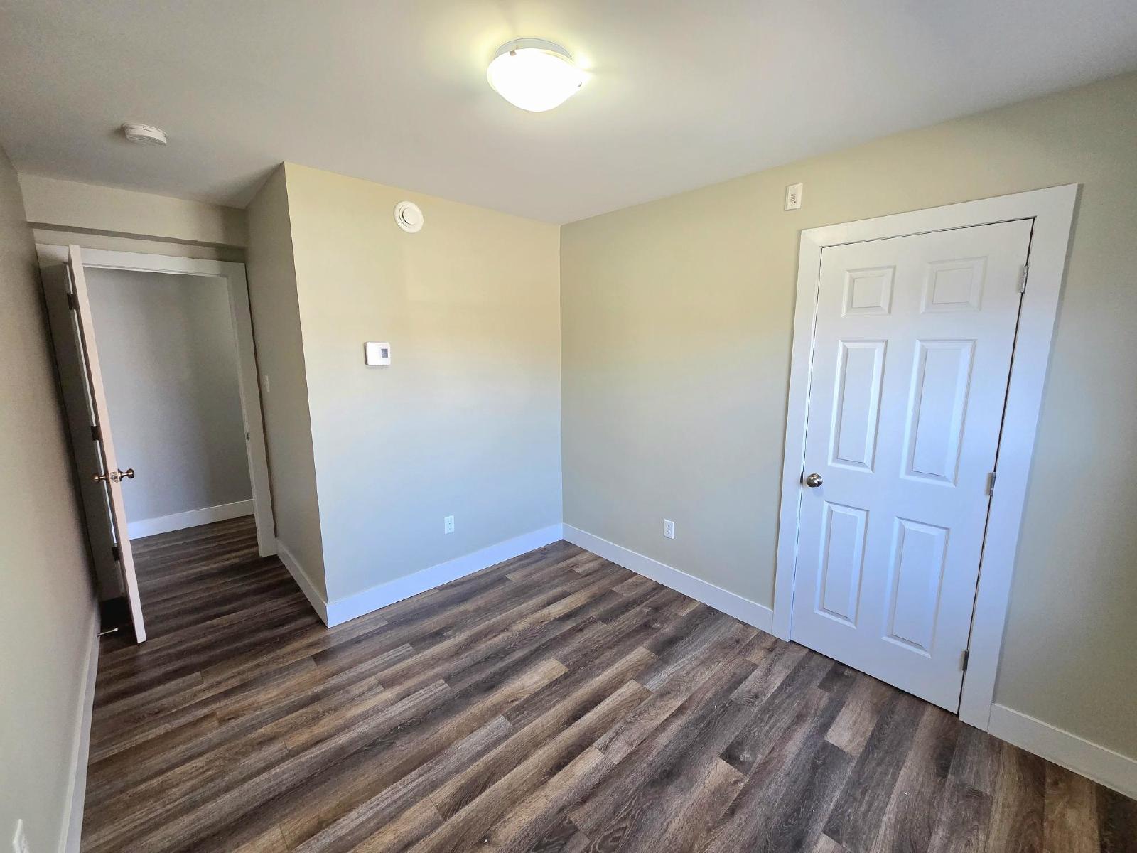 30 Parks Street - 10 property image