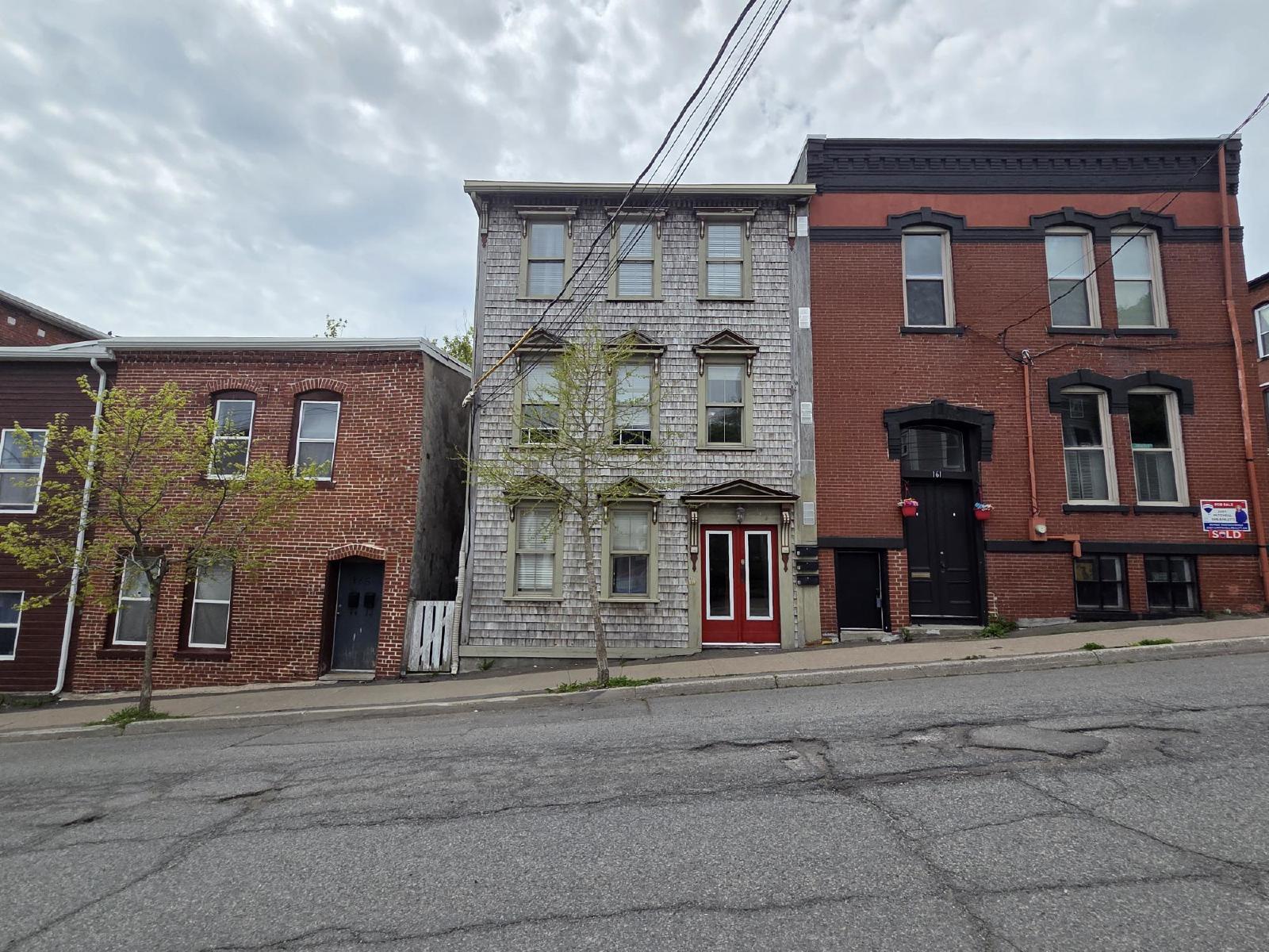 163 Carmarthen St - 1 property image