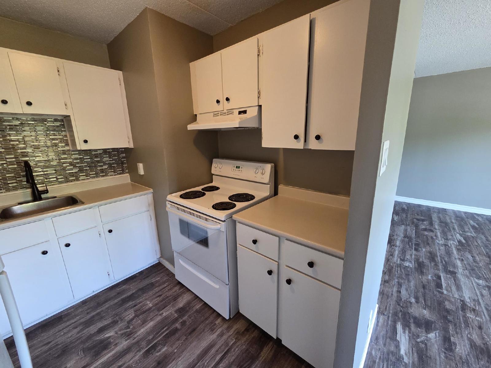 411 Ellerdale Street - 302 property image