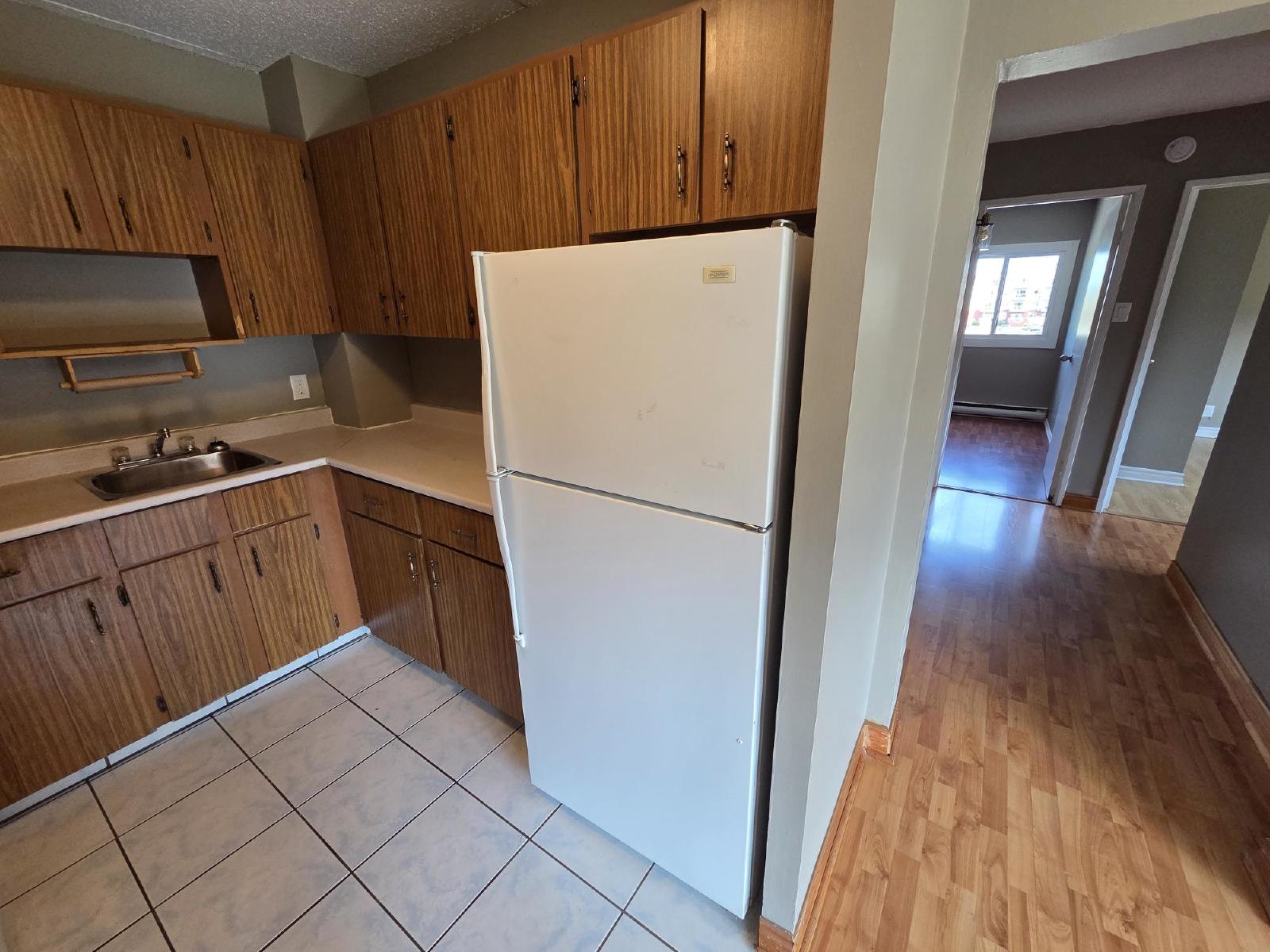 411 Ellerdale Street - 401 property image