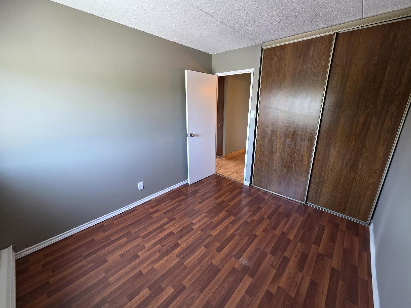411 Ellerdale Street - 401 property image