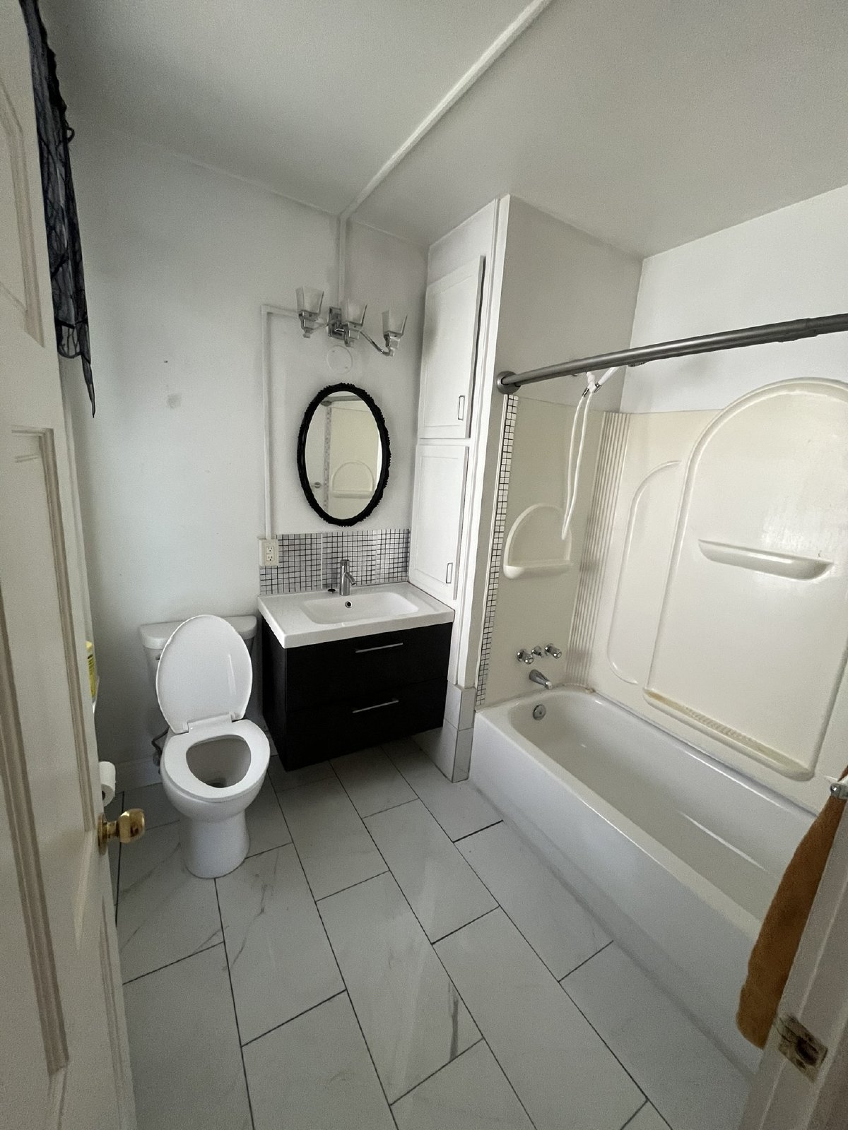 114 Carmarthen Street - 1 property image