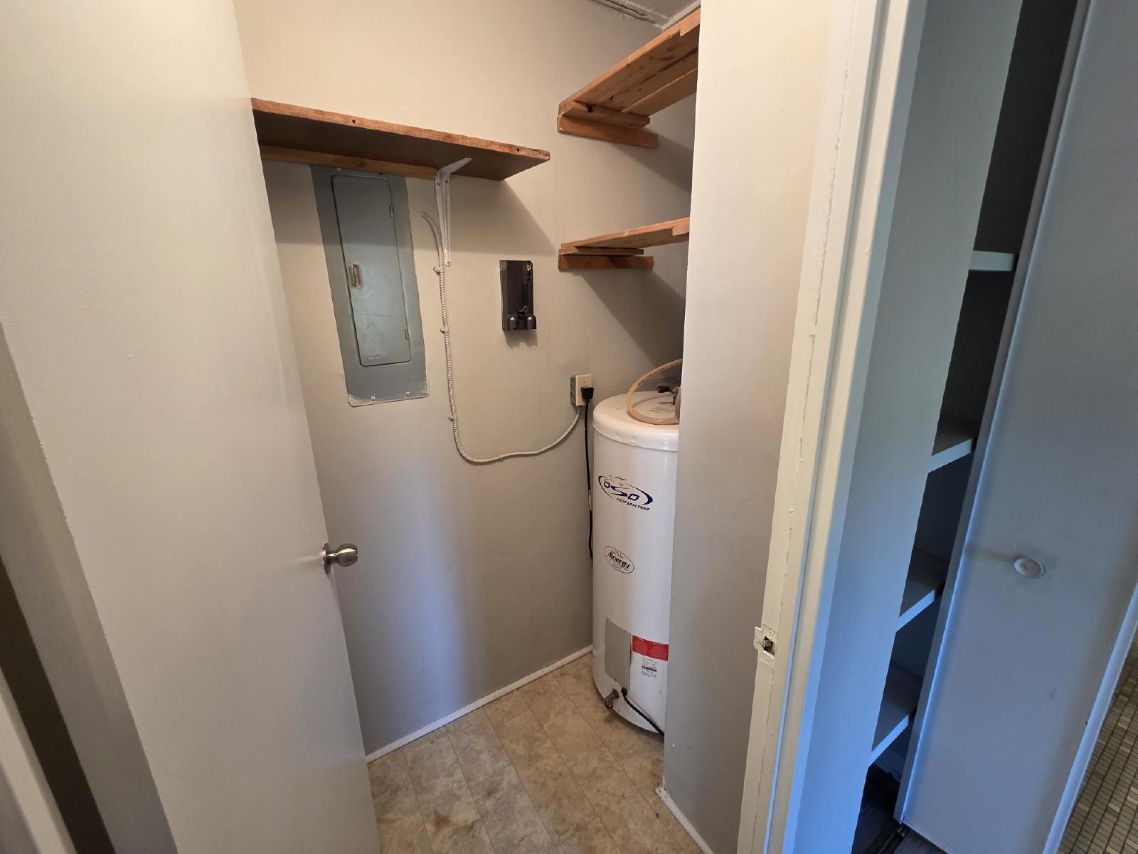 411 Ellerdale Street - 504 property image