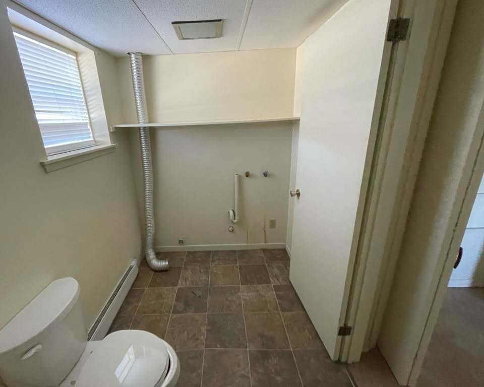 23 Centennial Avenue West - 2 property image