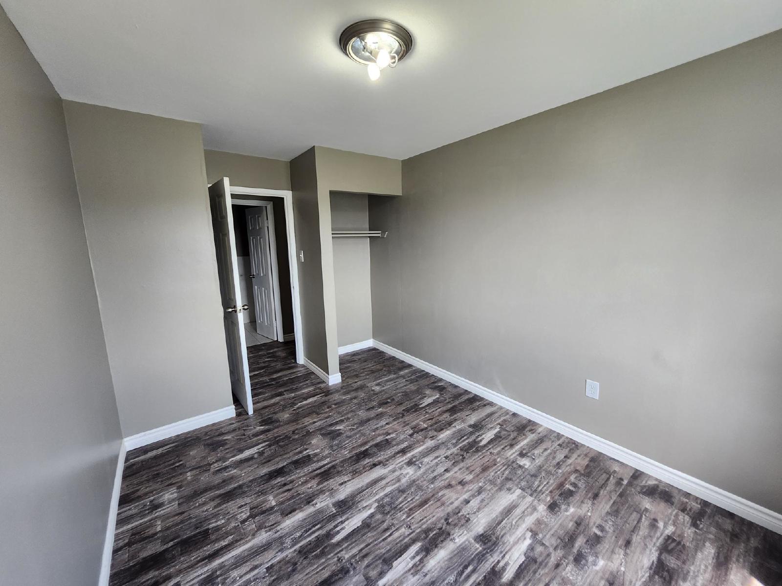 7 Roxbury Drive - 6 property image