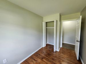 3 Reading Crescent - 3 property image