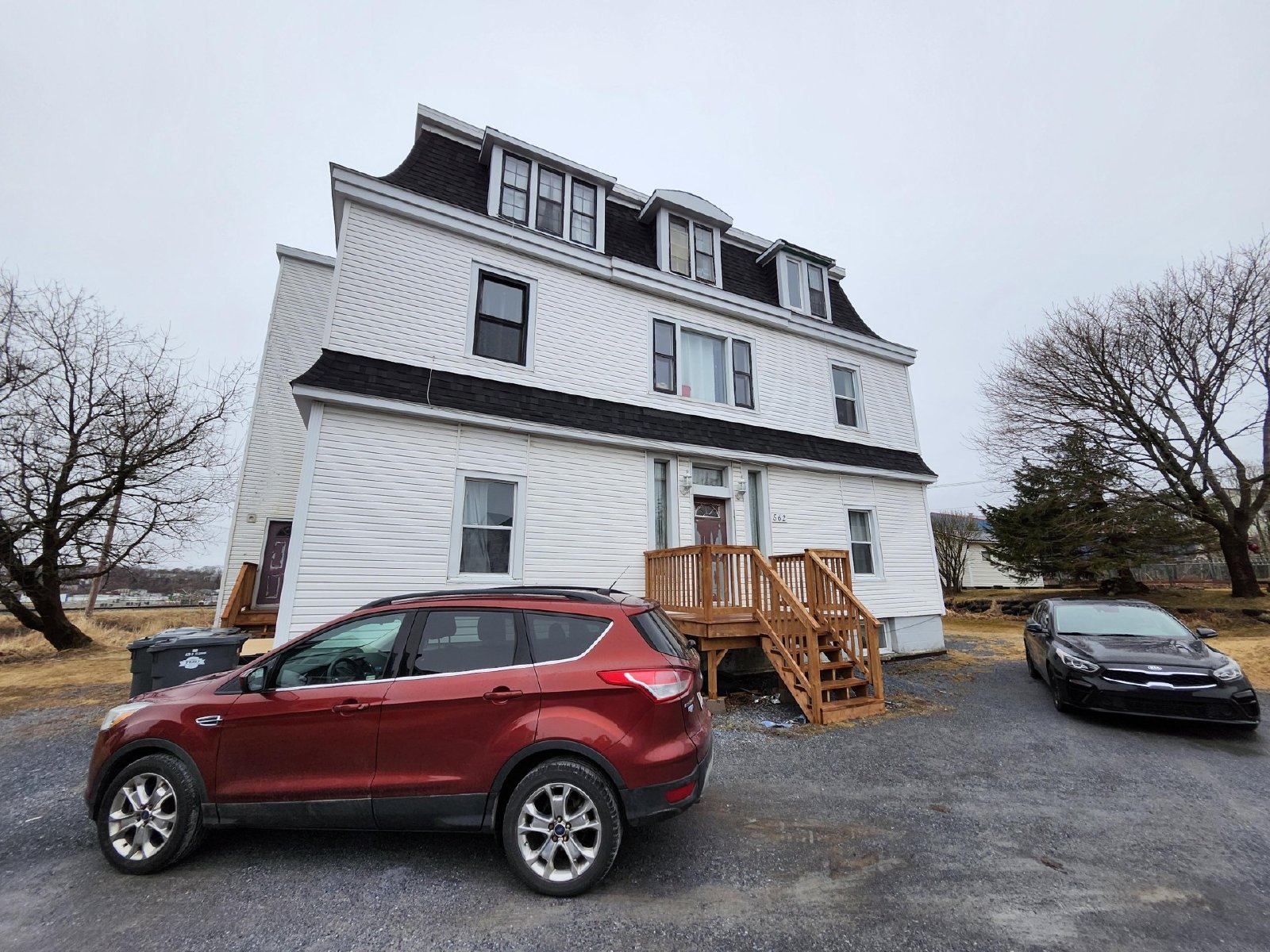 562 Edward Avenue - 1 property image