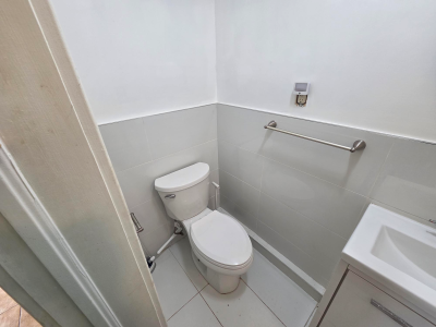18 Everett Street - 1 property image