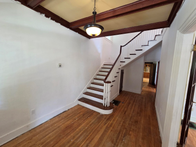 18 Everett Street - 1 property image
