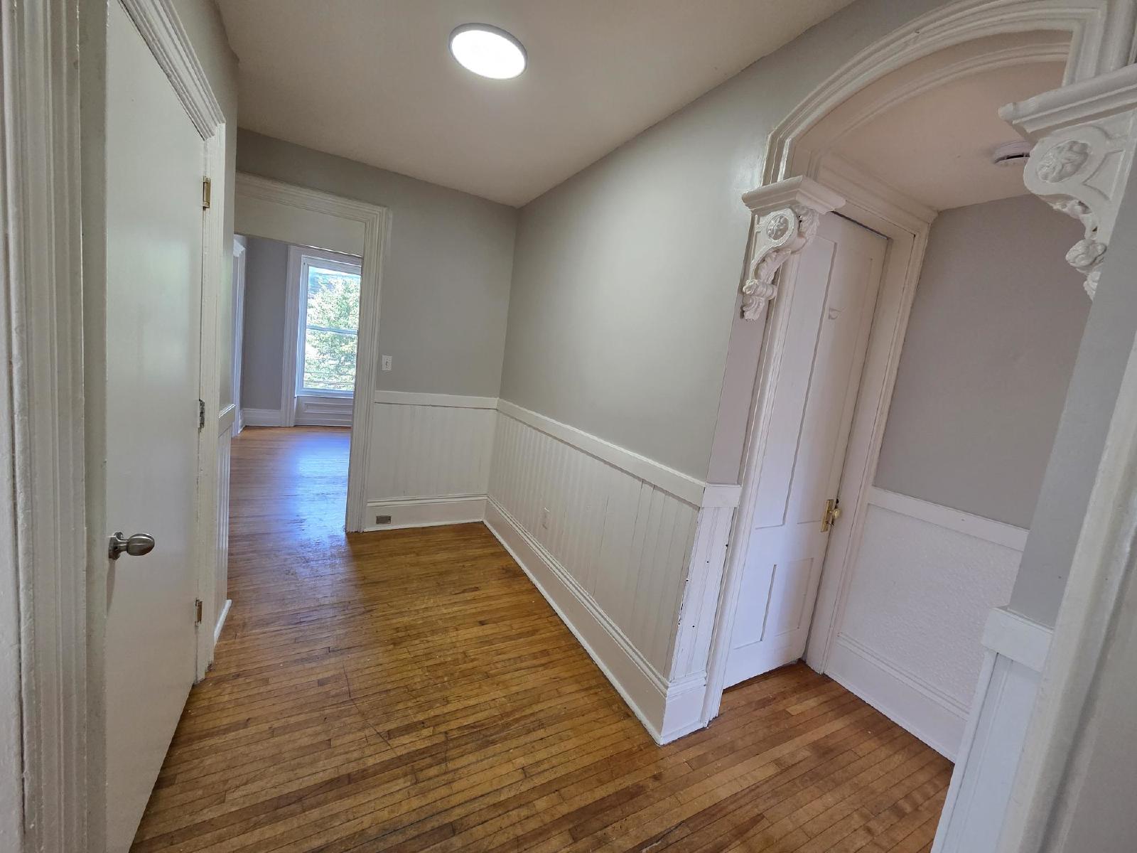 112 Queen Street - 3 property image