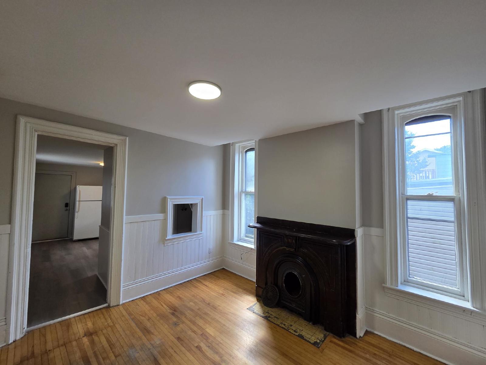 112 Queen Street - 3 property image