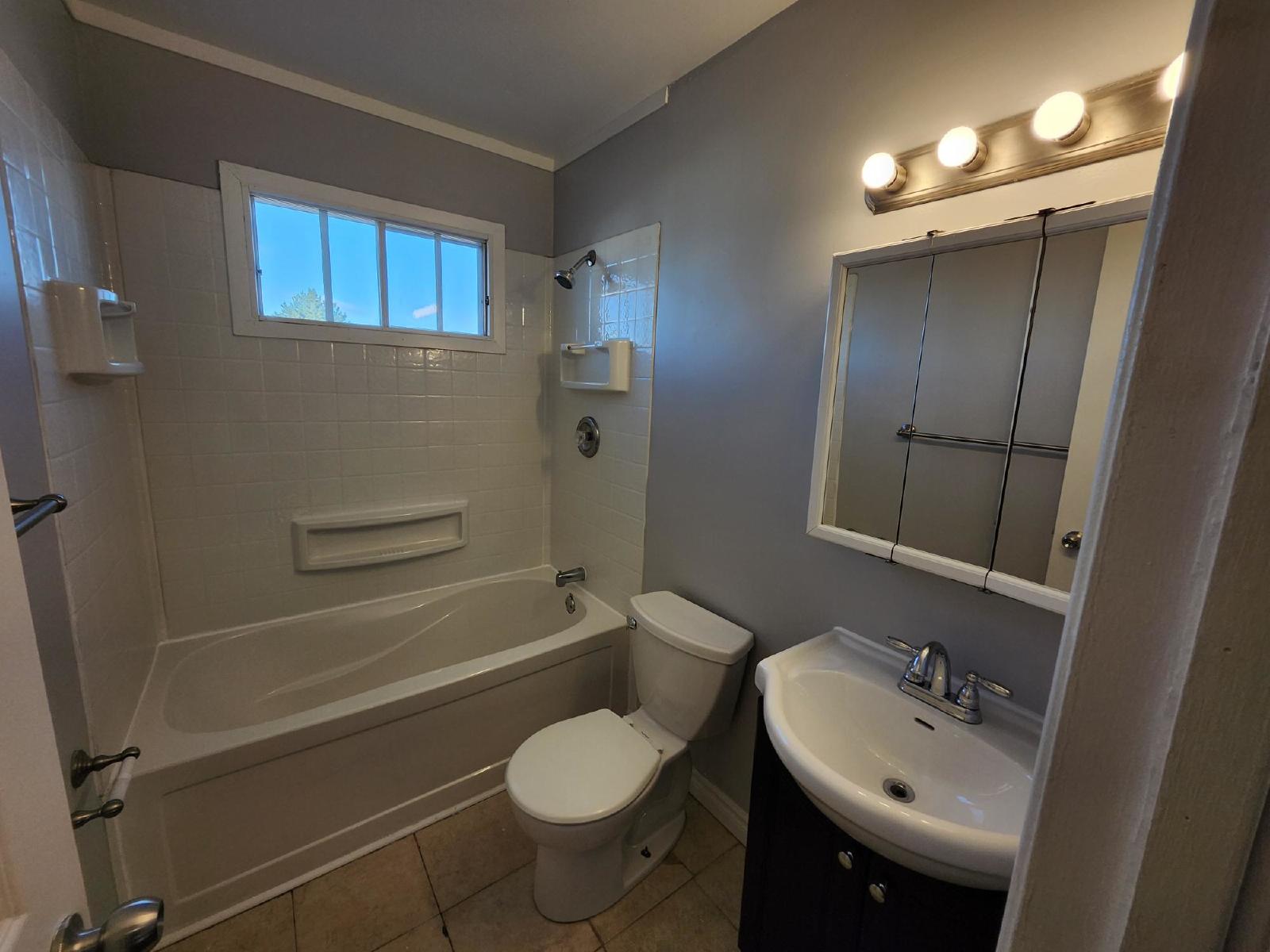 513 Highmeadow Drive - 1 property image