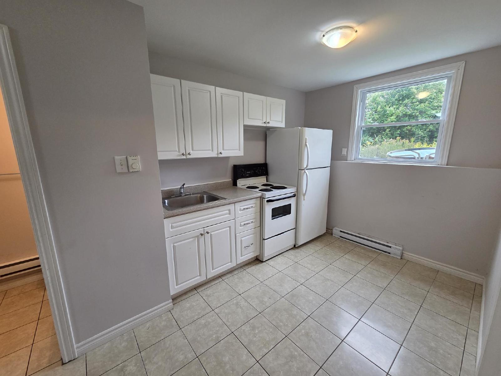 2 Kingsview Court - 2 property image