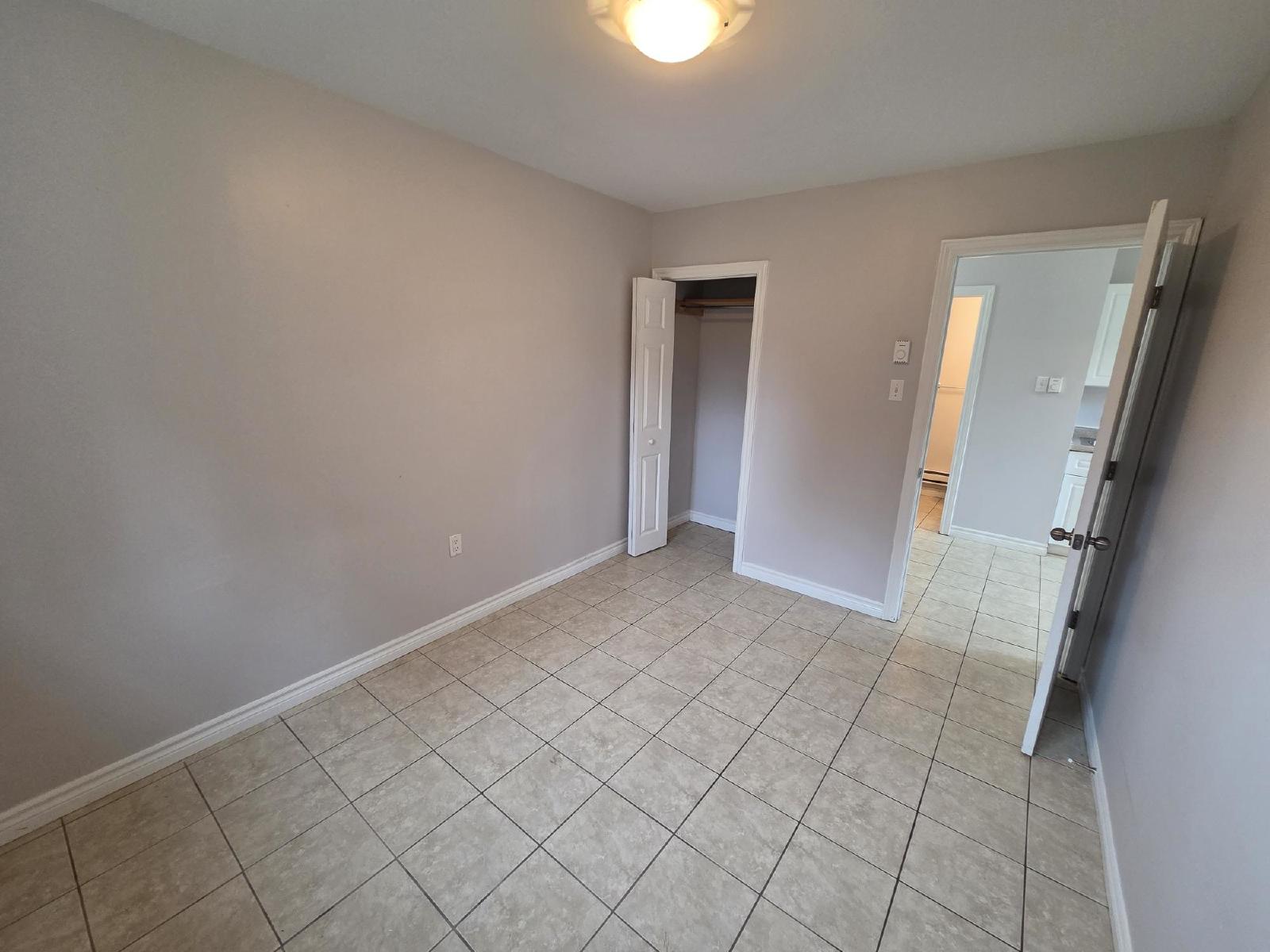 2 Kingsview Court - 2 property image