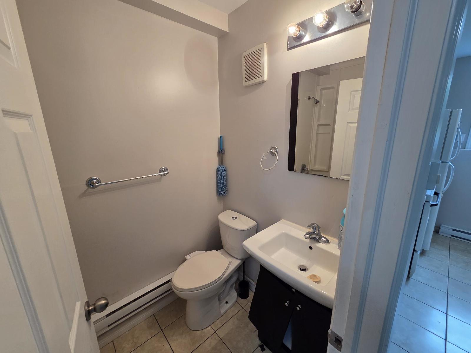 2 Kingsview Court - 2 property image