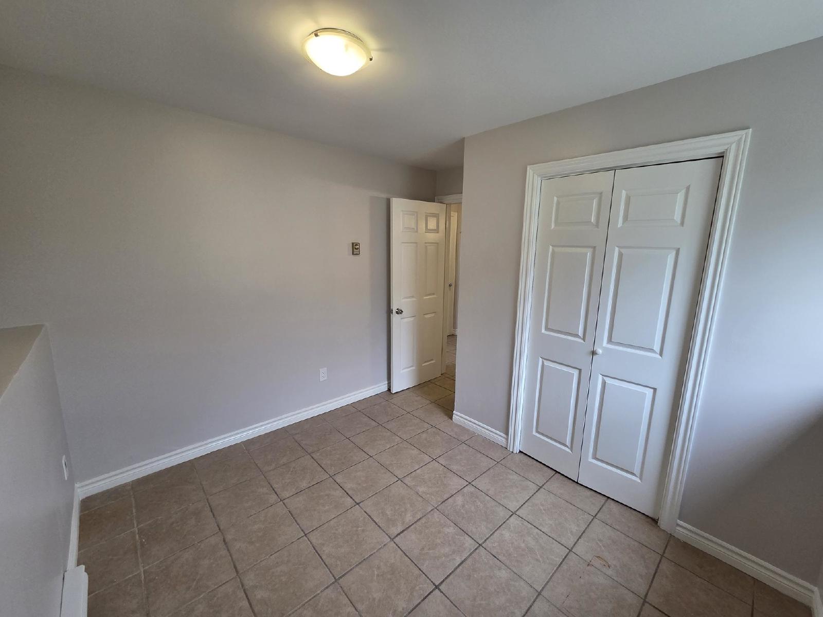 6 Kingsview Court - 2 property image