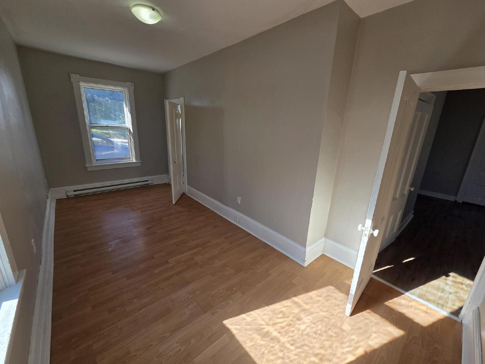 210 Duke Street West - 1 property image