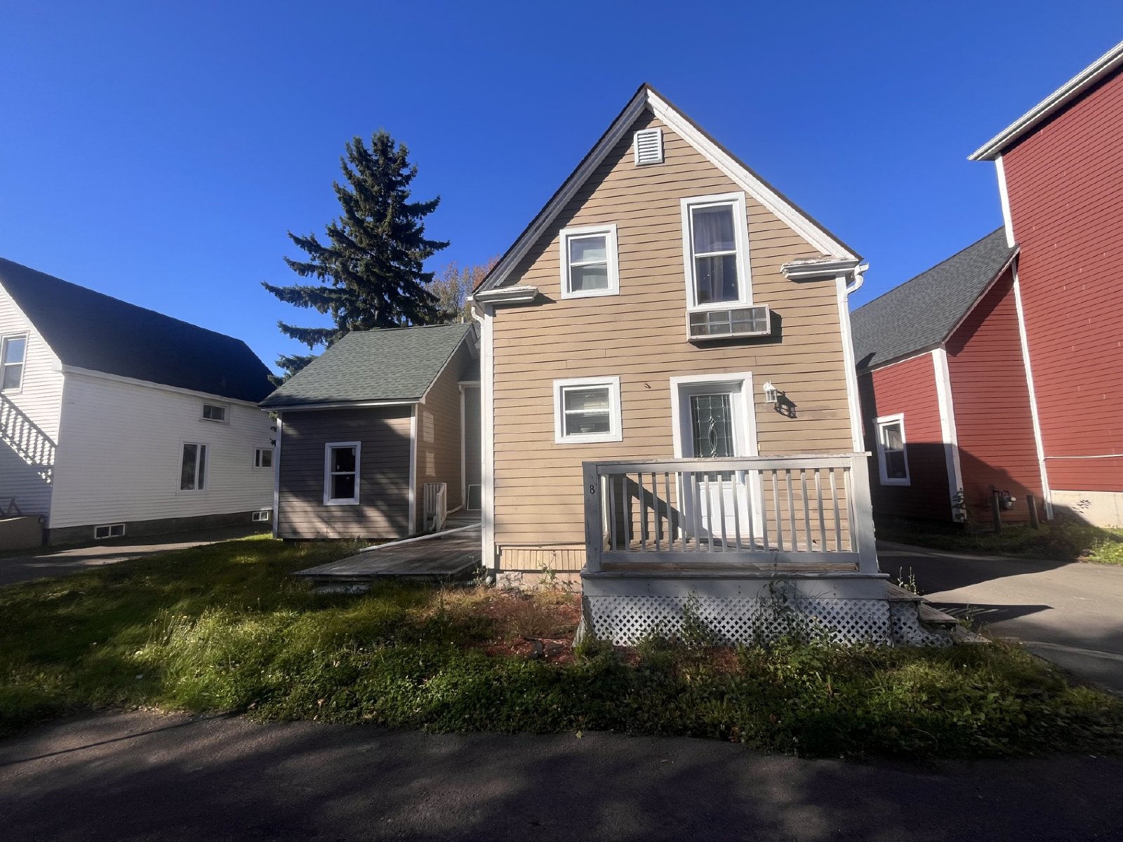 117 Elmwood Dr - 2- main level property image