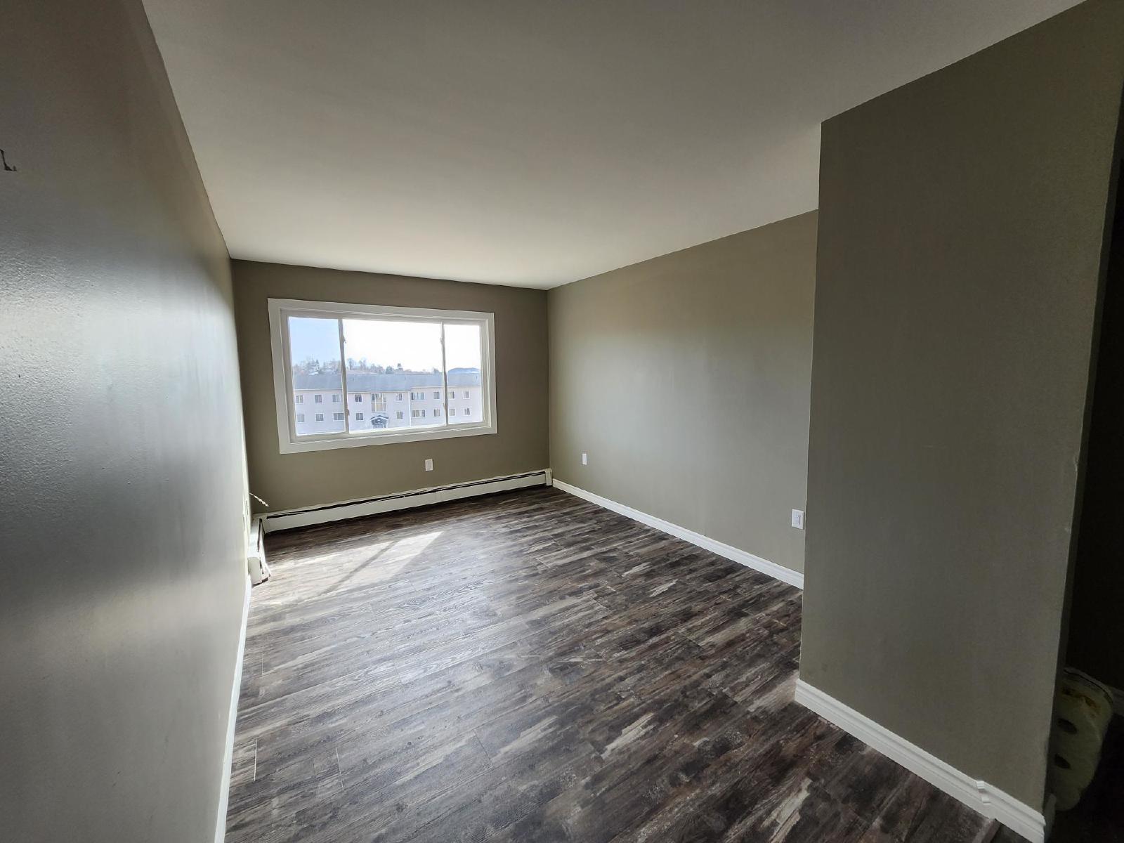 7 Roxbury Drive - 9 property image