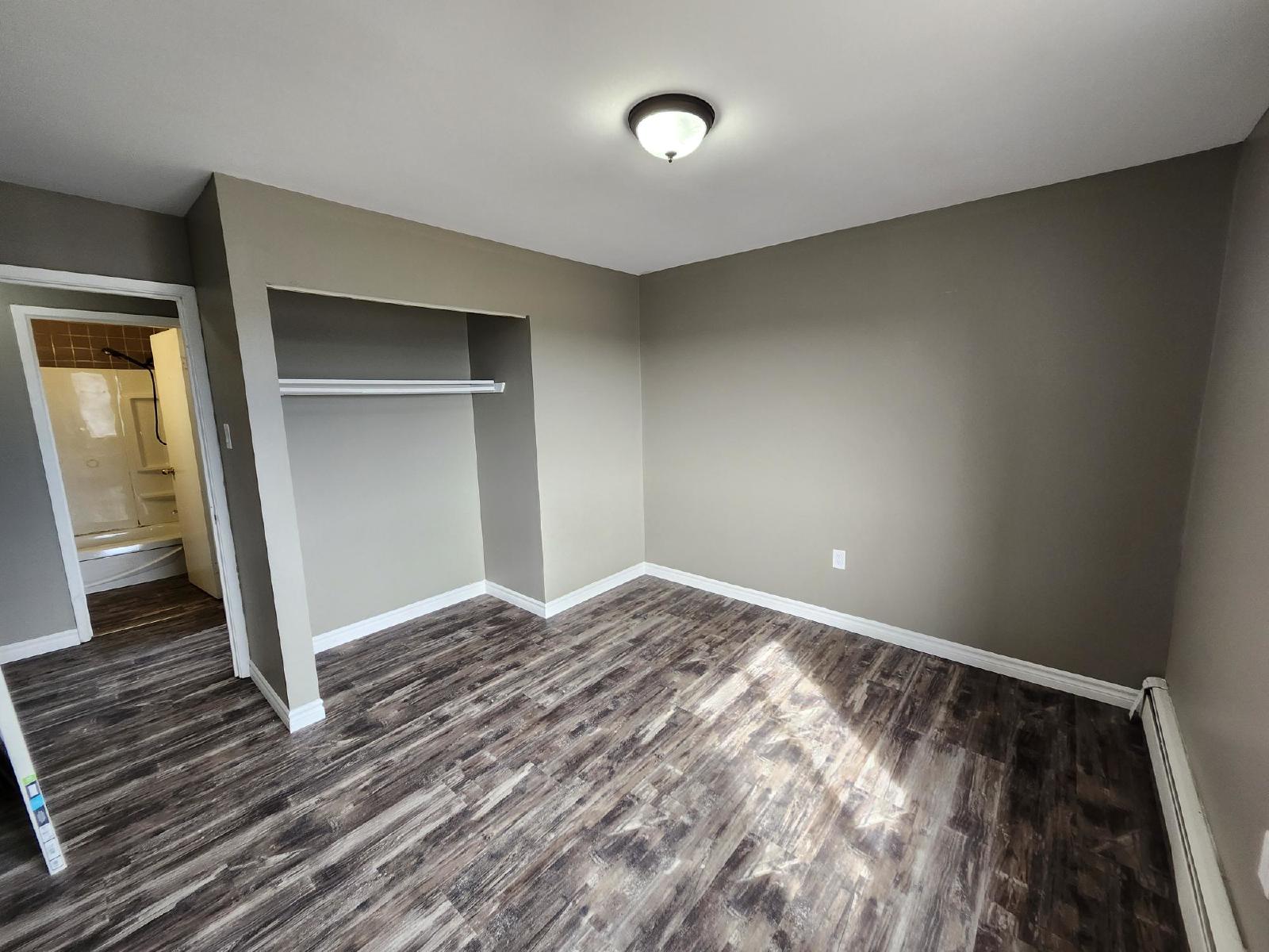 7 Roxbury Drive - 9 property image