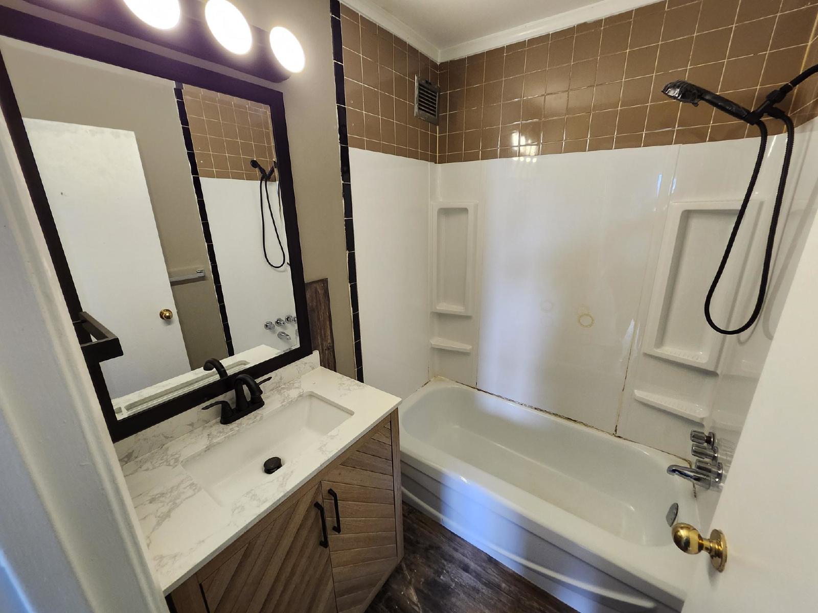 7 Roxbury Drive - 9 property image