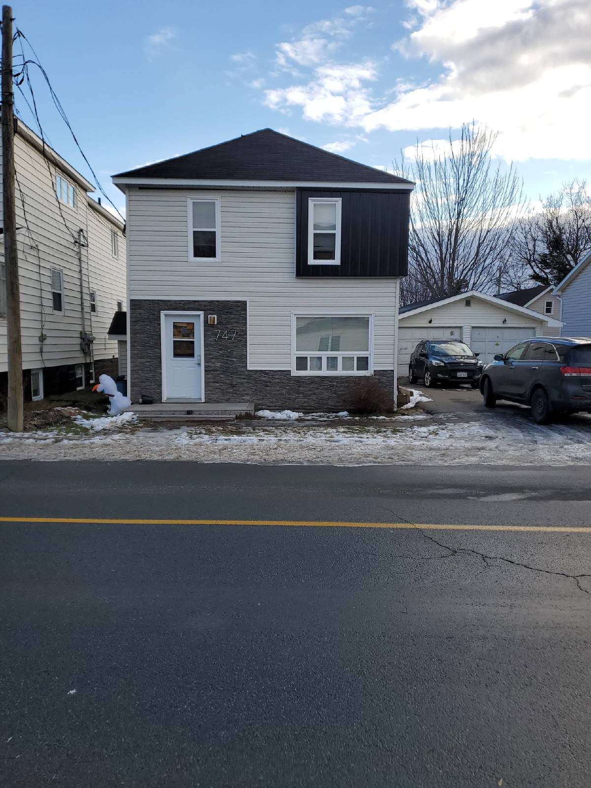 747 Riverside Drive - B property image