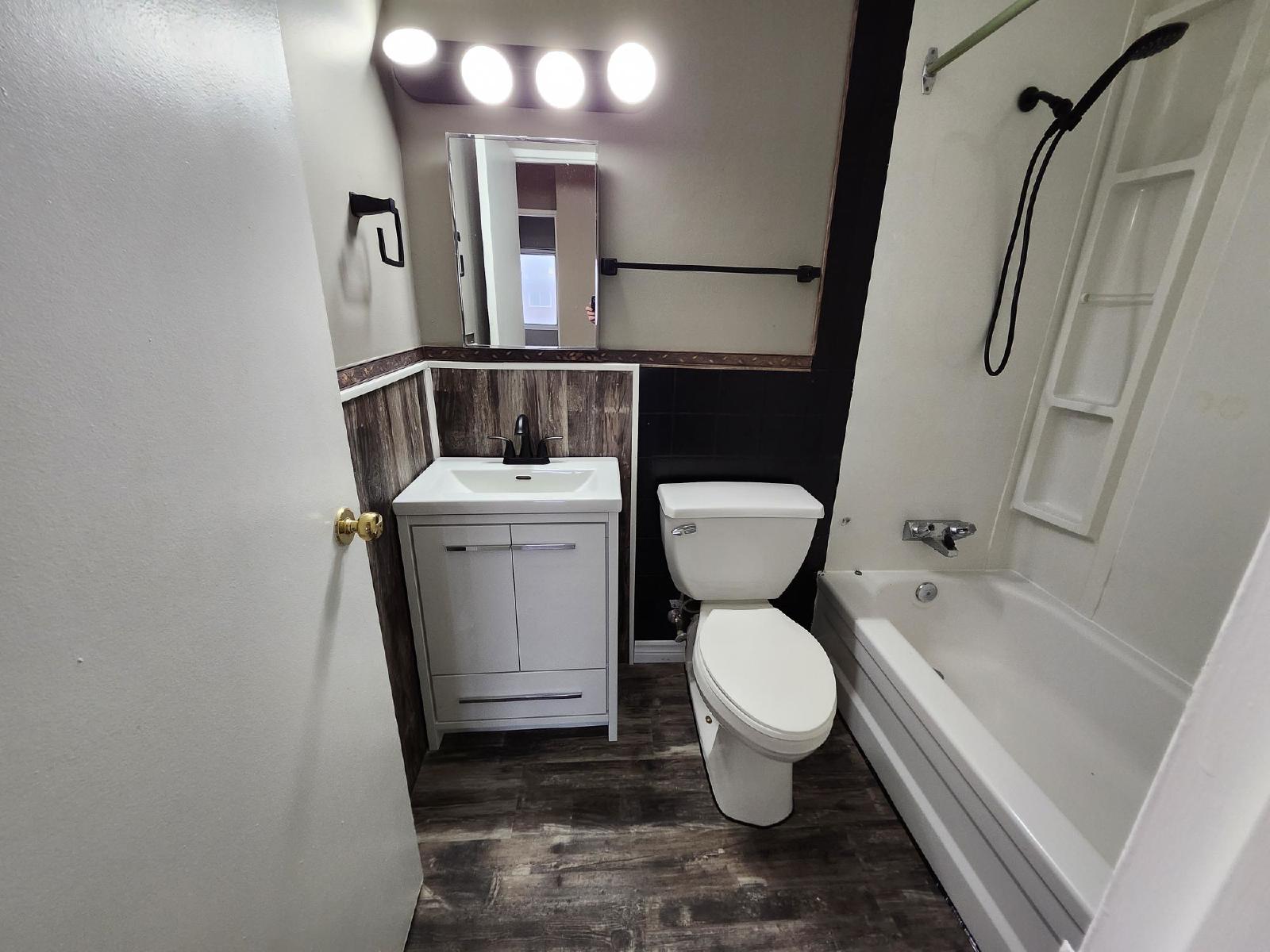 411 Ellerdale Street - 302 property image