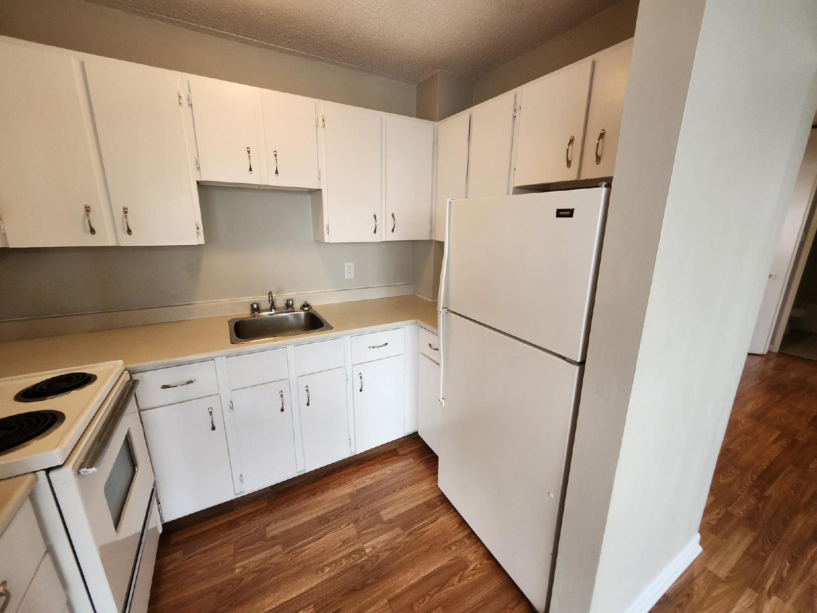 411 Ellerdale Street - 708 property image