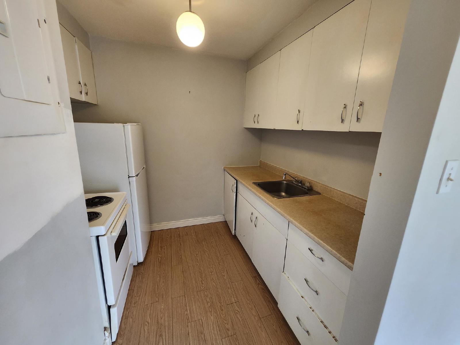 84-86 Dufferin Avenue - 84-4 property image