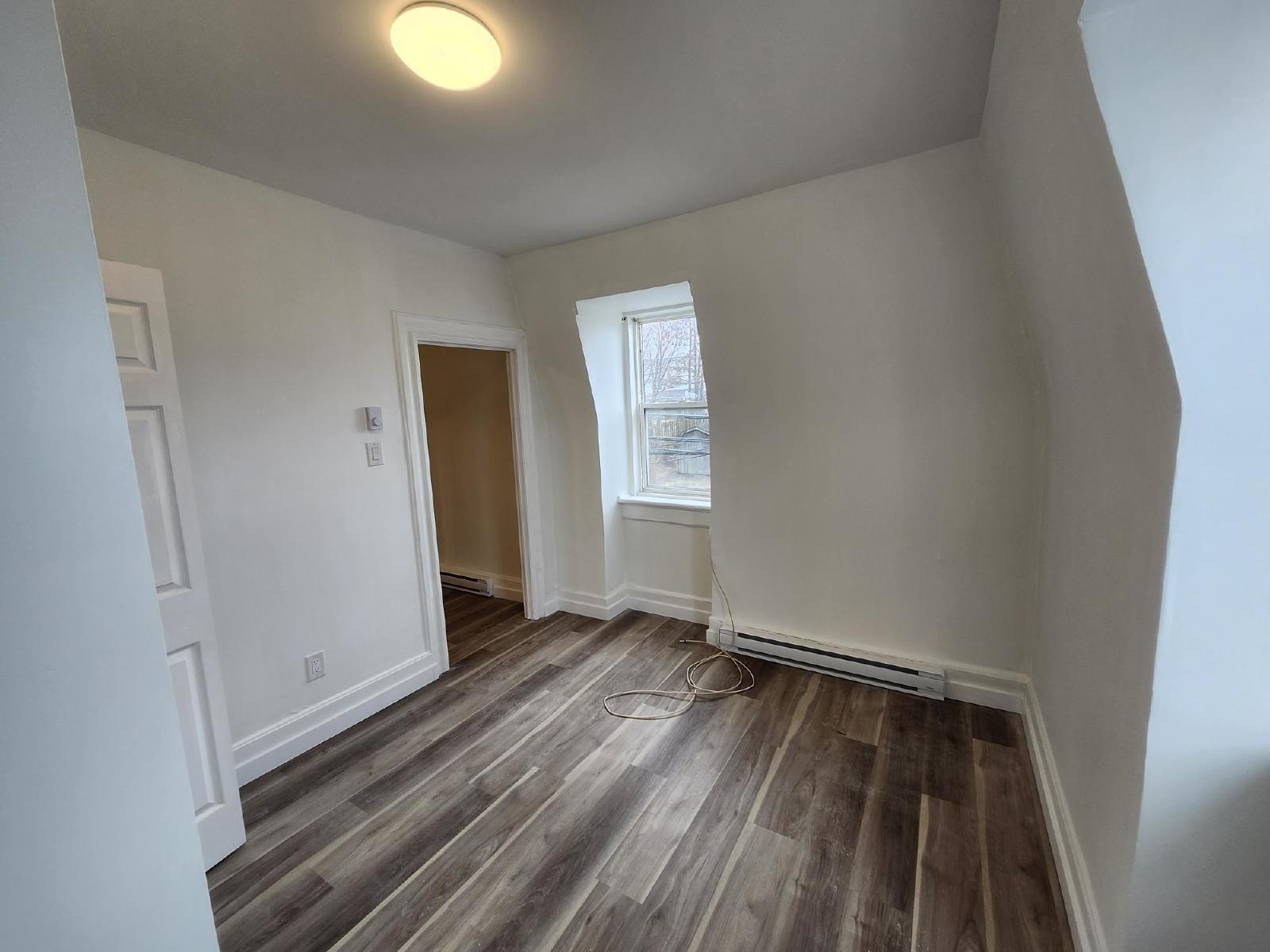 272-274 Duke Street West - 3 property image