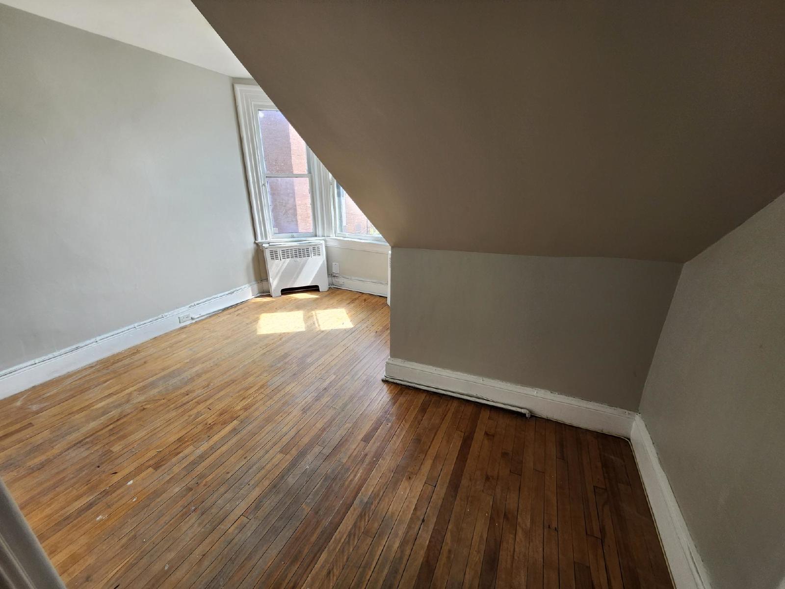 67-79 Hazen Street - 73-3 property image