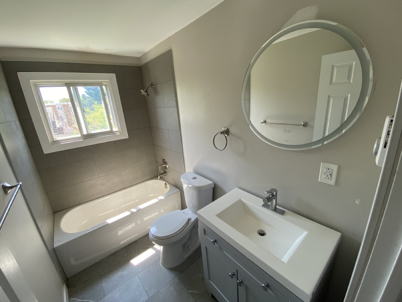 200 Spruce St - 10 property image