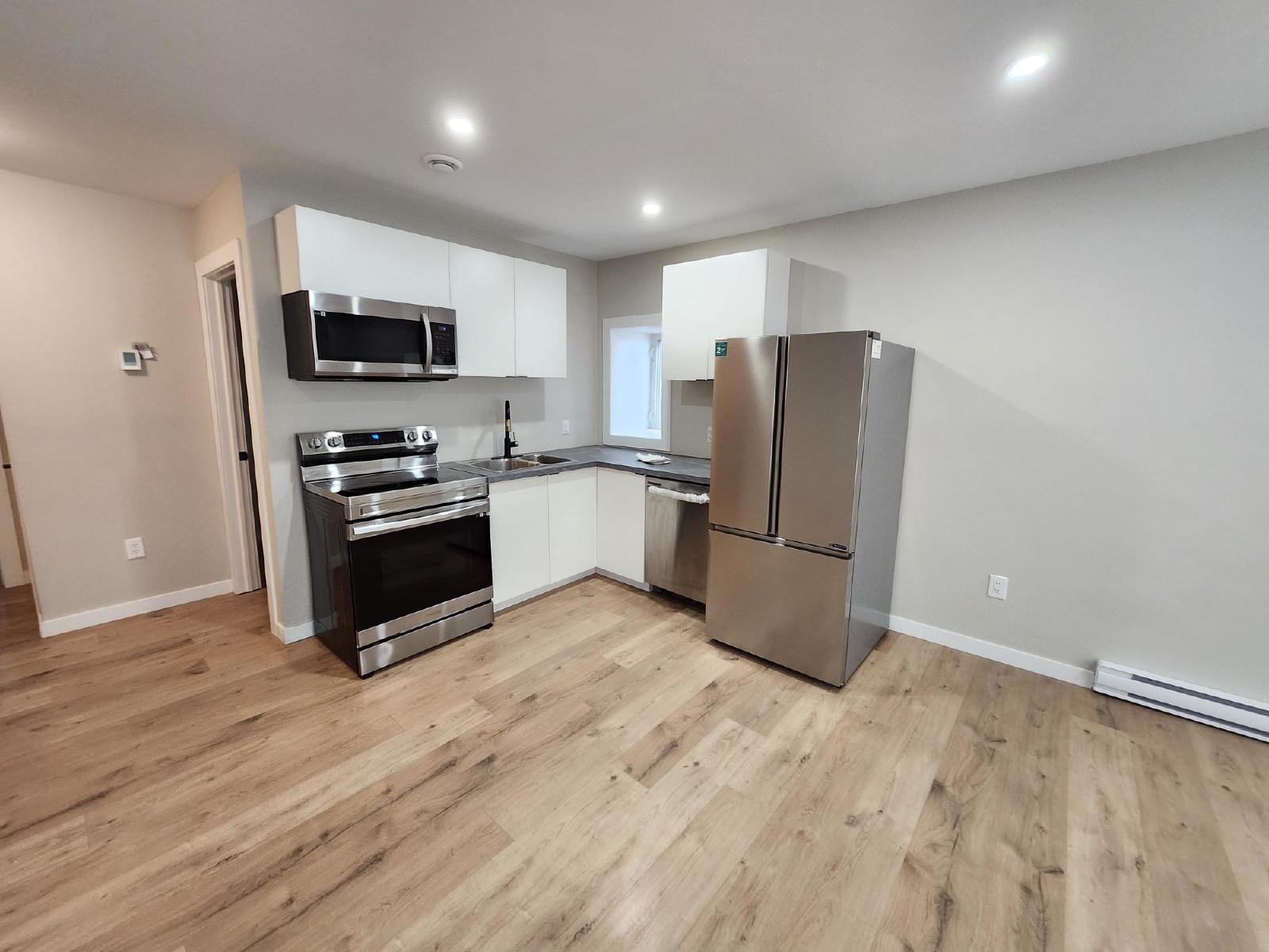 210 Canterbury Street / 15 Lower Cove Loop (NEW) - 3 property image