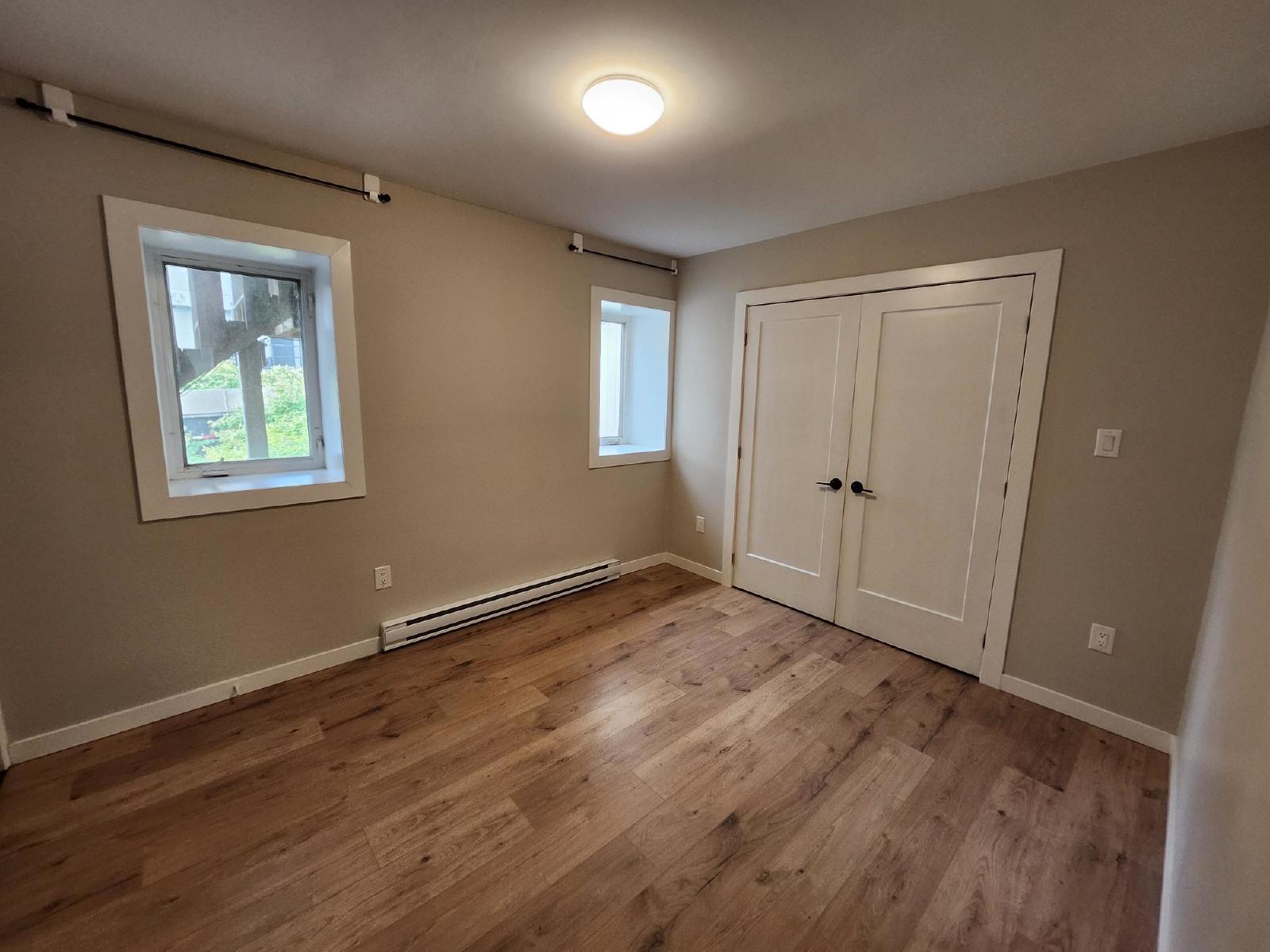 210 Canterbury Street / 15 Lower Cove Loop (NEW) - 3 property image