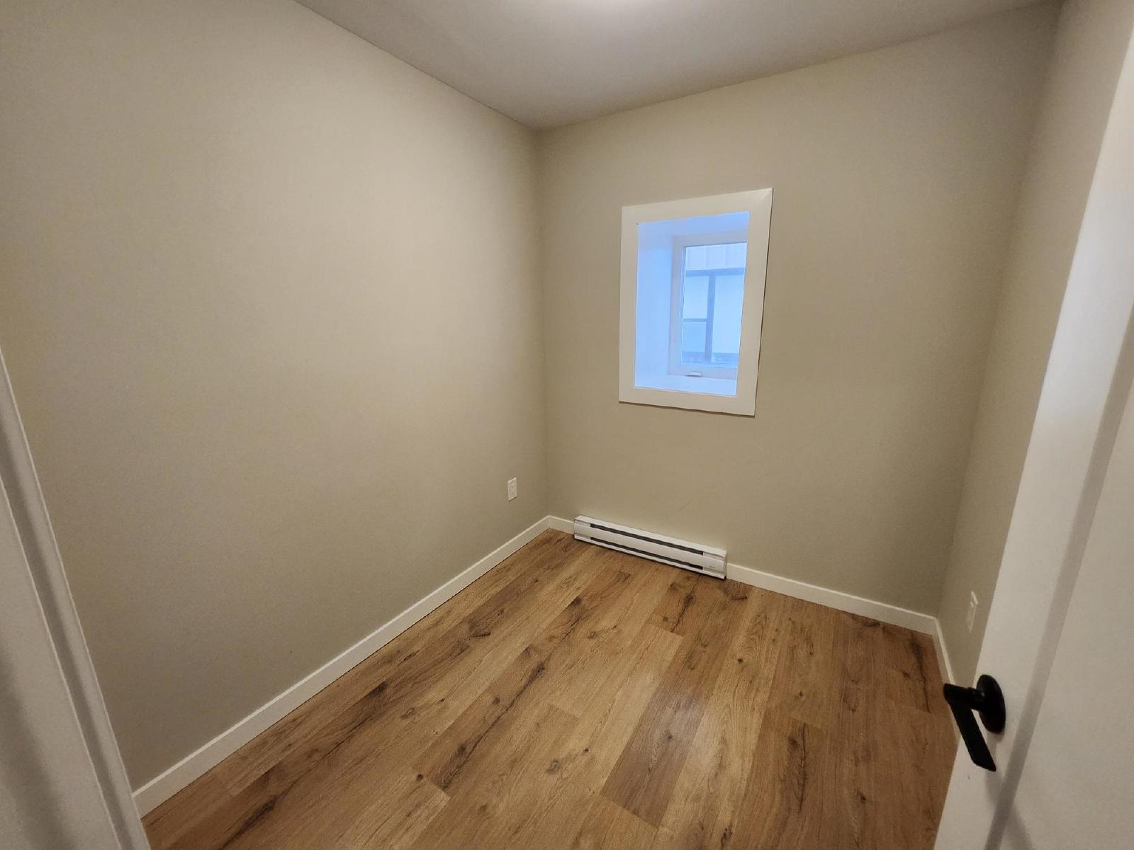 210 Canterbury Street / 15 Lower Cove Loop (NEW) - 3 property image