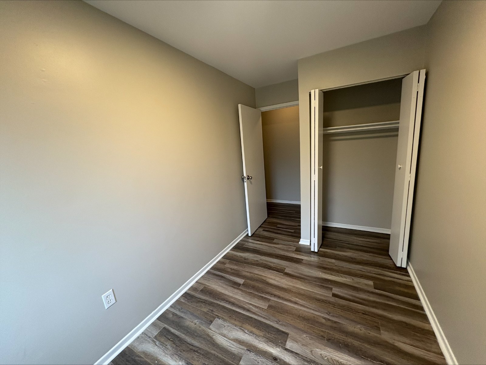 11 Reading Crescent - 6 property image