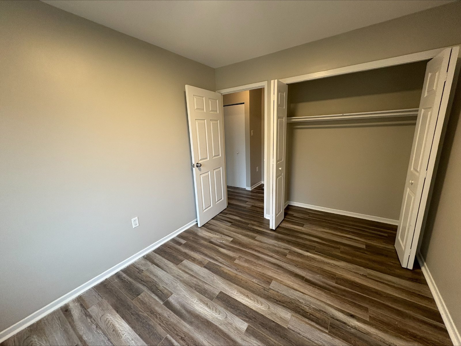 11 Reading Crescent - 6 property image