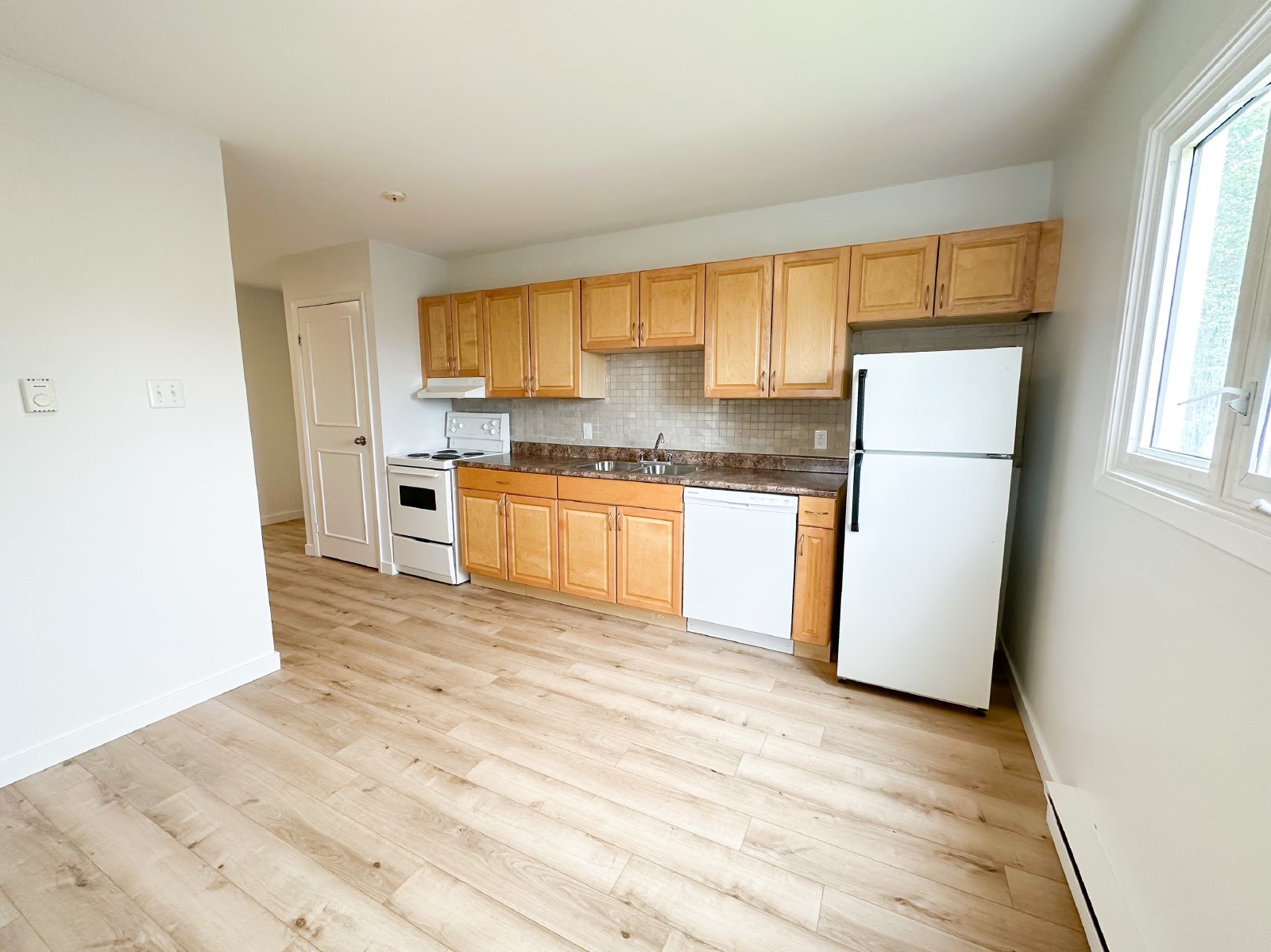 355 Prince Street - 13 property image